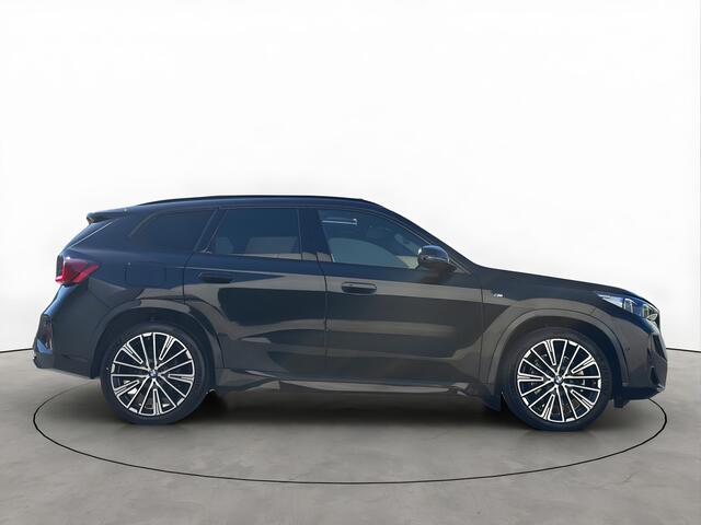 BMW X1 xDrive23i 218PK M-Sport Individual Pano Head-UP Harman-Kardon 360 Camera