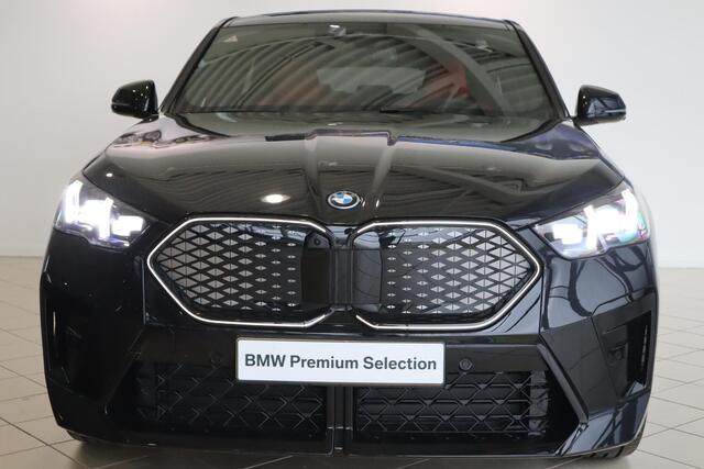 BMW X2 iX2 eDrive20 M Sport Pro | Innovation Pack | Driving Assistant Plus | Elektr. Trekhaak
