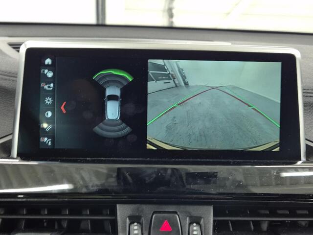 BMW X2 20i 192pk M-Sport High HUD Executive OpenSky LeerSport Zwarte Hemel