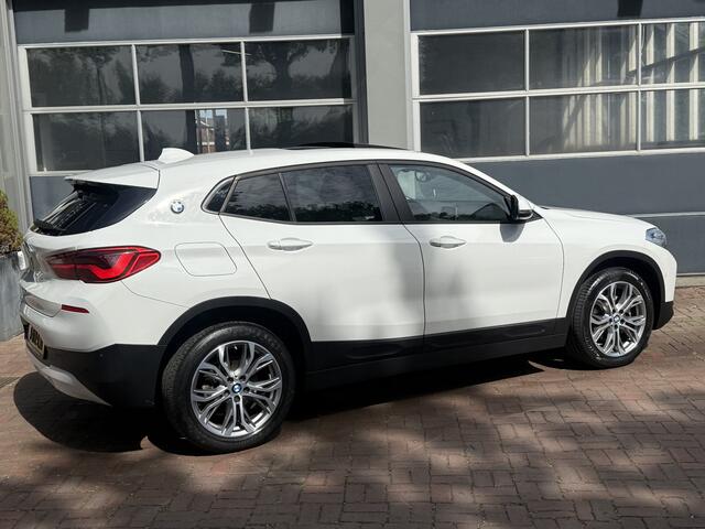 BMW X2 sDrive18i High Executive Automaat,Schuifdak,Navi,Pdc 2019 Km 90.000 Nap 2e eigen 141Pk