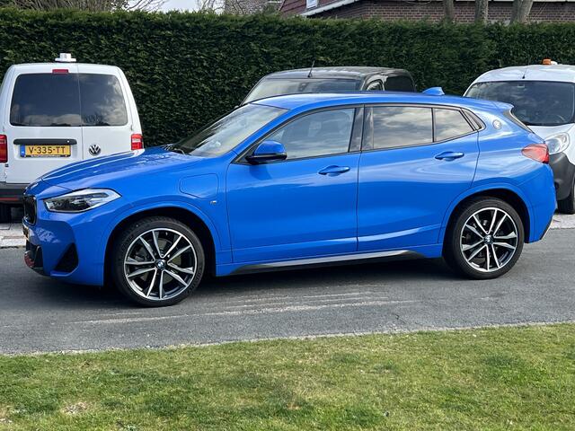 BMW X2 xDrive25e M-SPORT LEDER Kuipstoelen Head up Display