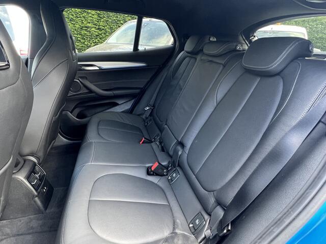 BMW X2 xDrive25e M-SPORT LEDER Kuipstoelen Head up Display