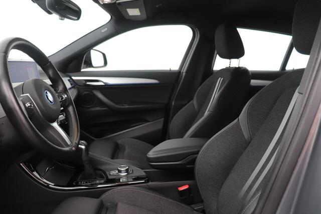 BMW X2 xDrive25e M-Sport | Stoelverwarming | Elektrische Achterklep | 19 Inch | Cruise Control