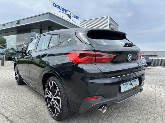 BMW X2 sDrive20i M Sport Pano-Dak | Trekhaak | Keyless | HUD | Stoelverw. | Memory