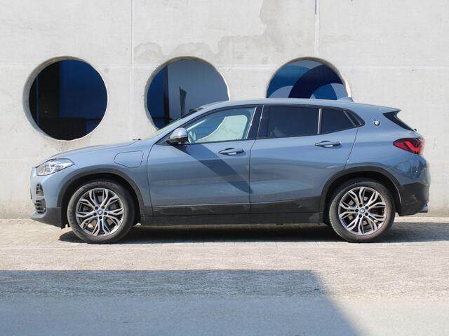 BMW X2 xDrive25e High Executive | ELEKTRISCH SCHUIFDAK | HARMAN KARDON |