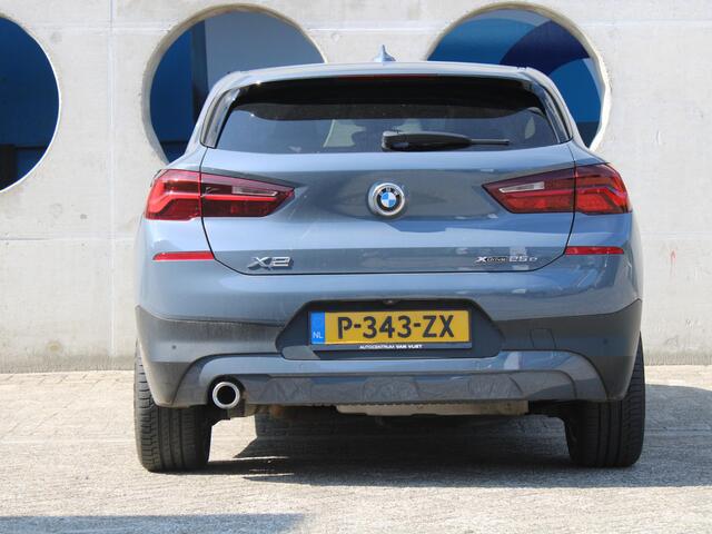 BMW X2 xDrive25e High Executive | ELEKTRISCH SCHUIFDAK | HARMAN KARDON |