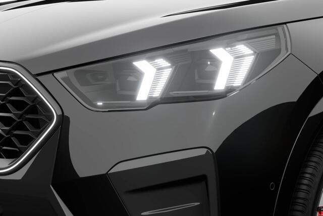 BMW X2 sDrive20i | M Sport Pro | Innovation Pack | Trekhaak | Getinte Glas | Harman Kardon