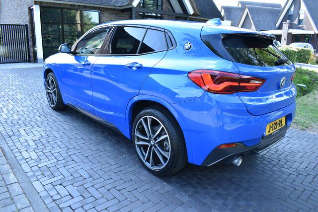 BMW X2 sDrive18i High Executive M Pack FULL!
