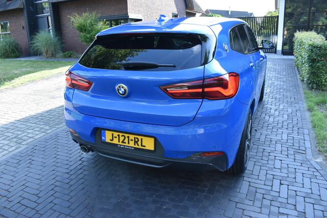 BMW X2 sDrive18i High Executive M Pack FULL!