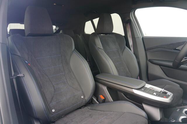 BMW X2 iX2 eDrive20 M Sport Pro | Trekhaak / Adaptief M onderstel / Head-up / Harman Kardon / Comfort Access / Dodehoek detectie / Cruise control adaptief met Stop&Go