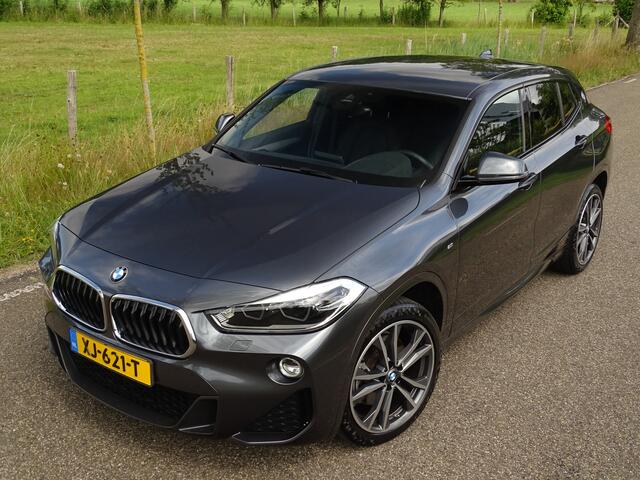 BMW X2 sDrive20i M-Sport | Leer | Stoelverw | 19inch | Trekhaak!