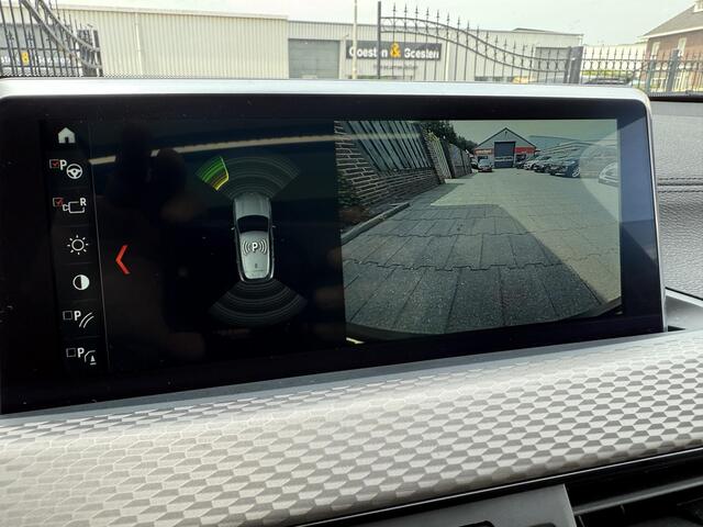 BMW X2 sDrive20i M-SPORT X HarmanKardon Panodak