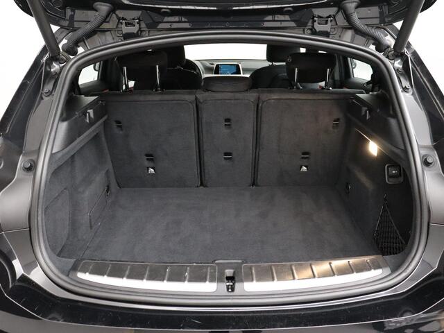 BMW X2 sDrive18i High Executive | M-Pakket! | Navigatie | LED | Cruise!