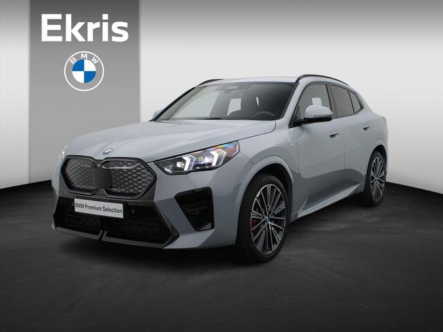 BMW X2 iX2 eDrive20 M Sportpakket Pro | M port Edition | Premium Pack | Stuurwielrand Verwarmd | Driving Assistant | Harman Kardon | 20''