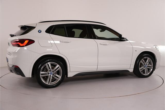 BMW X2 xDrive25e PHEV 220 pk M Sport | Stl. verw. | Camera |