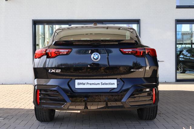 BMW X2 iX2 xDrive30 M Sportpakket | Innovation Pack | Comfort Pack