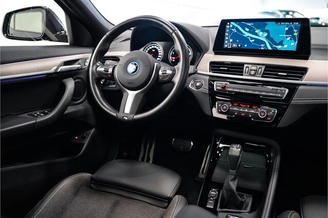 BMW X2 xDrive25e 225pk M sport/Panodak/Camera/Led/19inch/Stoelverwarming