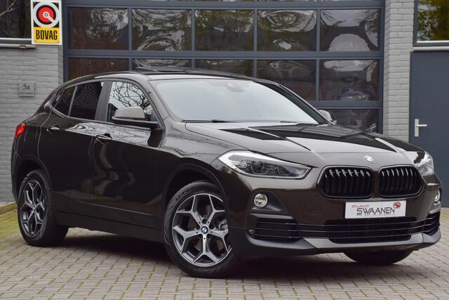 BMW X2 sDrive20i High Executive | Panoramadak