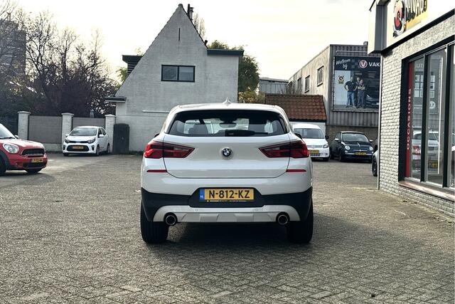 BMW X2 sDrive20i 192PK 4 cilinder | High Executive | Keyless | Head up display