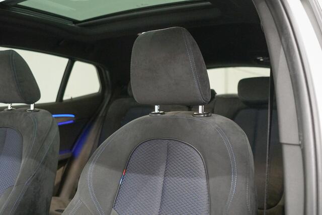 BMW X2 sDrive20i M-Sport | Panoramadak | Trekhaak | Camera | Stoelverwarming