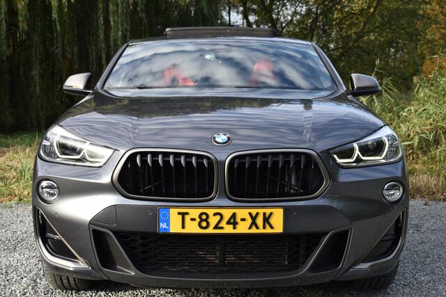 BMW X2 M35iA 306PK HIGH EXECUTIVE M-SPORT HARMAN-KARDON/CAMERA/PANORAMADAK