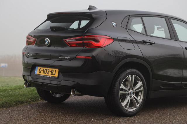 BMW X2 sDrive20i 192 PK Executive ? LED ? Head-Up ? Navi