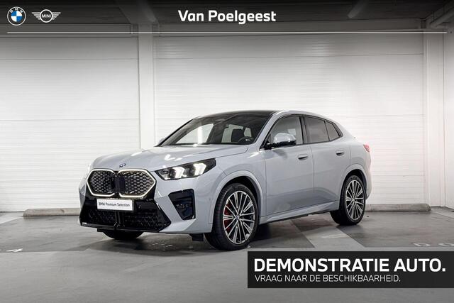 BMW X2 iX2 eDrive20 | M-Sport Pro | Innovation Pack | Comfort Pack | Driving Assistant Plus | Harman/Kardon | Panoramadak | Comfort Access