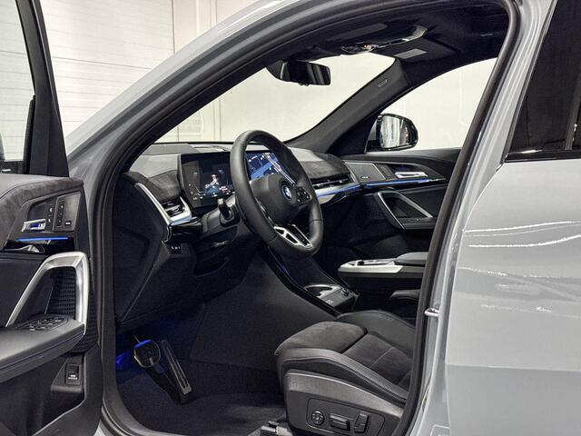 BMW X2 iX2 eDrive20 | M-Sport Pro | Innovation Pack | Comfort Pack | Driving Assistant Plus | Harman/Kardon | Panoramadak | Comfort Access
