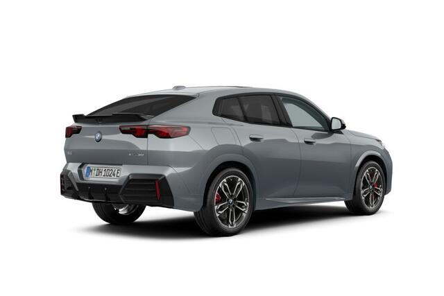 BMW X2 iX2 xDrive30 67 kWh M Sport Edition | M Sportpakket Pro | Premium Pack