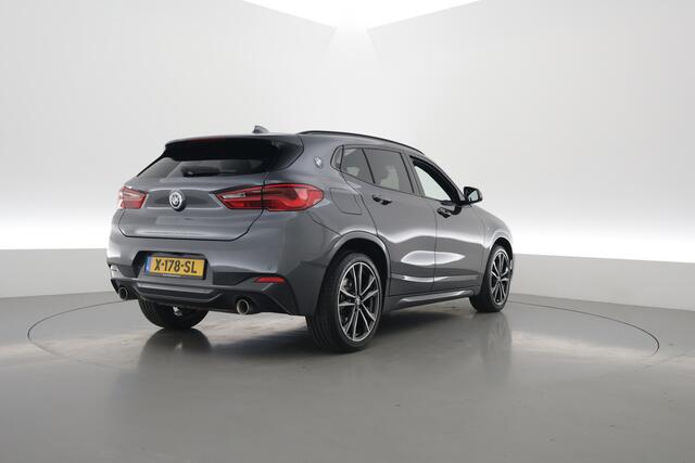 BMW X2 xDrive20i M Sport | HUD | Navi + Apple CarPlay | Camera | Stoelverw. | 19'' | Park Assist | Elek. Achterklep