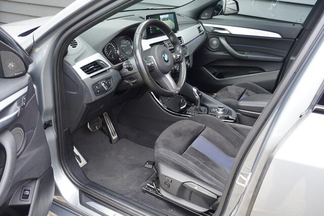 BMW X2 sDrive20i Business Edition Plus - M SPORT - PANODAK - CAMERA - H&K - HEAD UP -