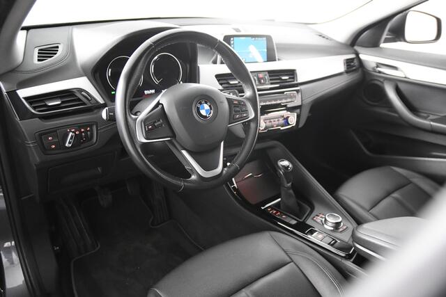 BMW X2 sDrive18i High Executive *Leer*Navigatie*Trekhaak