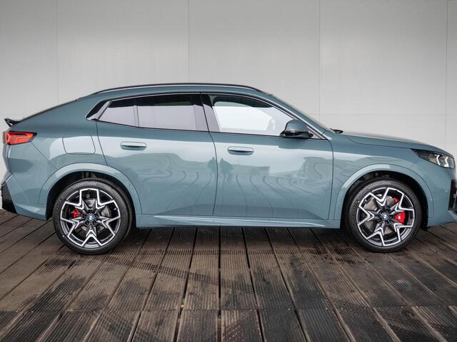 BMW X2 sDrive 20i M Sportpakket Pro | Innovation Pack | Comfort Pack | Panoramadak | Trekhaak | Showroom Selection