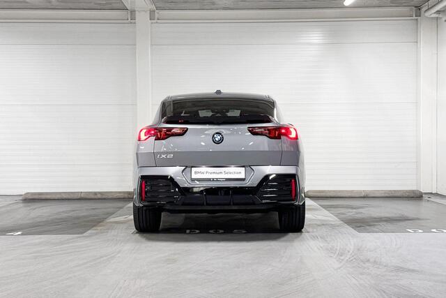 BMW X2 iX2 eDrive20 | M-Sport Pro | Innovation Pack | Driving Assistant Plus | Harman/Kardon | Panoramadak | Comfort Access