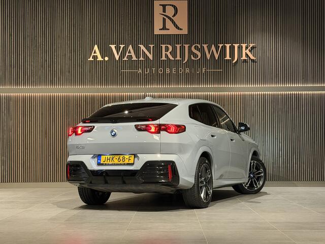 BMW X2 iX2 eDrive20 67 kWh M-Sport | LED | CAMERA | STOELVERWARMING