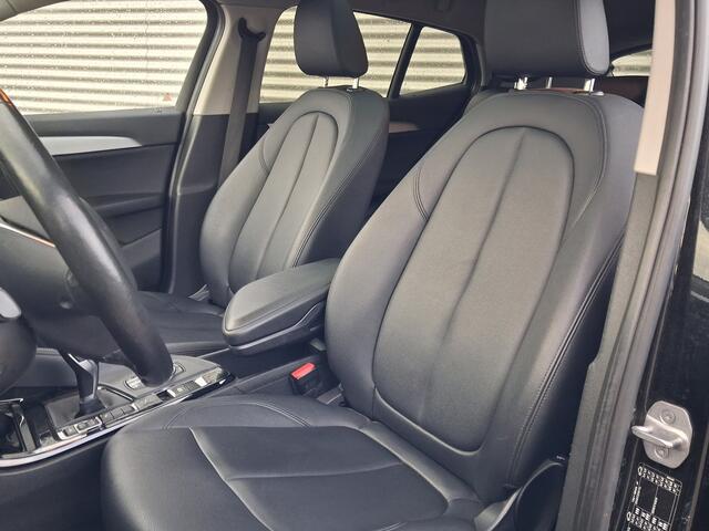 BMW X2 sDrive18i Executive | Nieuw Binnen! | Stoelverwarming | Leder | Pano