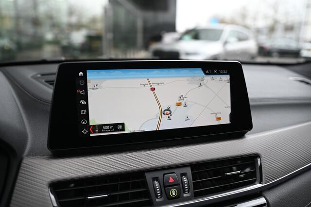 BMW X2 xDrive25e High Executive M Sport Automaat / Panoramadak / Sportstoelen / Head-Up / Achteruitrijcamera / Comfort Access / Harman-Kardon