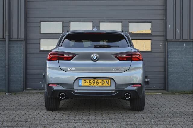 BMW X2 sDrive20i Executive Edition | M-PAKKET | PANO | ACC | HUD | CAMERA | TREKHAAK | HIFI |