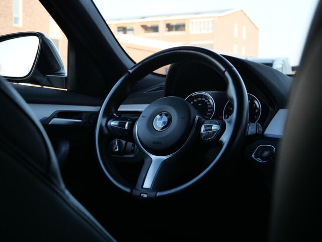 BMW X2 sDrive18i High Executive M-Sport 19 Inch / LED / Trekhaak / Stoelverwarming