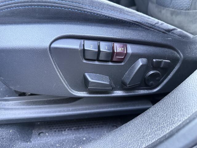 BMW X2 BWJ 2018 sDrive 20i 250PK M High Executive AUTOMAAT | FULL LED | ELEKTR. STOELEN | STOELVERW. | DAB + | CAMERA | KEY LESS | ELEKTR. ACHTERKLEP | HEAD-UP DISPLAY | NAVI | CLIMA | CRUISE | LMV | PDC