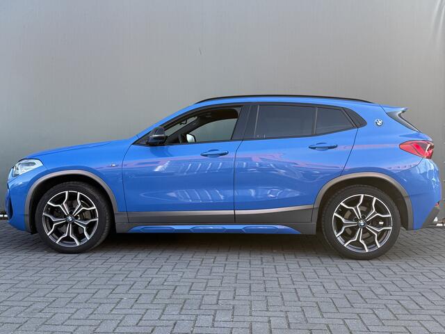BMW X2 BWJ 2018 sDrive 20i 250PK M High Executive AUTOMAAT | FULL LED | ELEKTR. STOELEN | STOELVERW. | DAB + | CAMERA | KEY LESS | ELEKTR. ACHTERKLEP | HEAD-UP DISPLAY | NAVI | CLIMA | CRUISE | LMV | PDC
