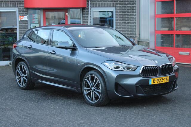 BMW X2 sDrive20i High Executive M-Sport HarmanKardon/NL Auto!!