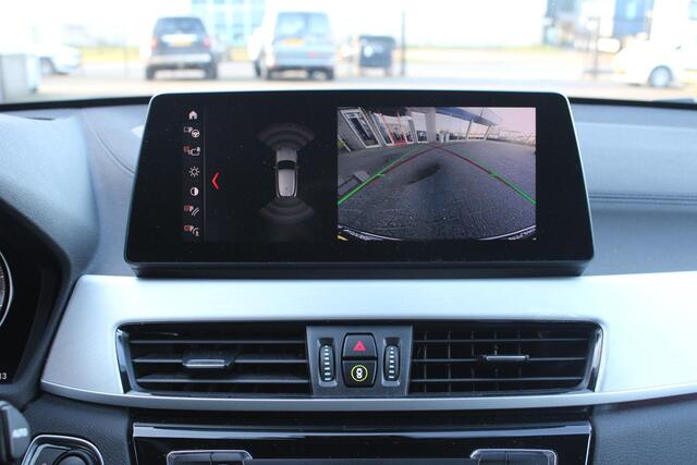 BMW X2 sDrive20i High Executive M-Sport HarmanKardon/NL Auto!!