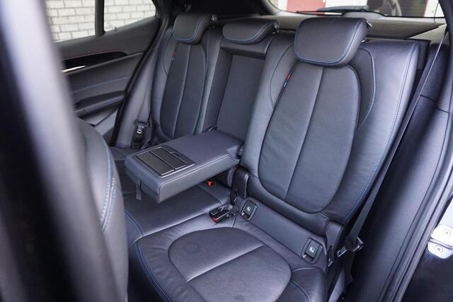 BMW X2 2.0i xDrive High Executive | PANO | trekhaak | ACC