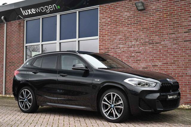 BMW X2 xDrive25e M-Sport Pano HUD El-zetels Camera Carplay 19inch