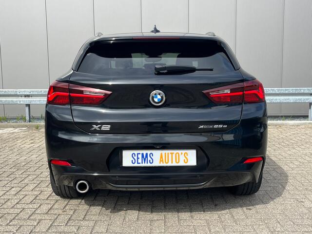 BMW X2 xDrive25e High Executive M-Pakket / Pano / Vol Leder / Haed-up / Key Less
