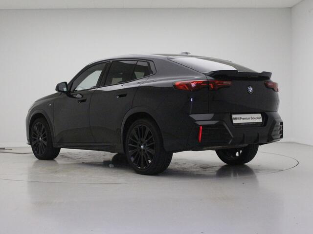 BMW X2 sDrive20i M-Sport Pro | Panorama | Harman Kardon | 20" | Driving Assistant Plus