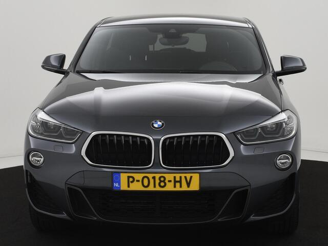 BMW X2 sDrive18i Executive M-Pakket TREKH|CAMERA|NAVI|LED|19INCH|STOELVERW|ELEK.ACHTERKLEP