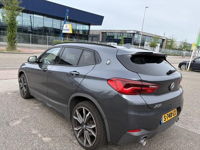 BMW X2 sDrive20i High Executive | Panodak | Leer | Trekhaak | Automaat