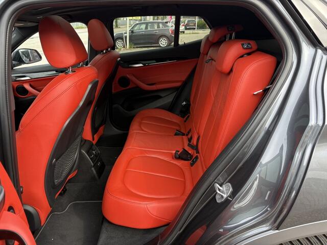 BMW X2 sDrive20i High Executive | Panodak | Leer | Trekhaak | Automaat